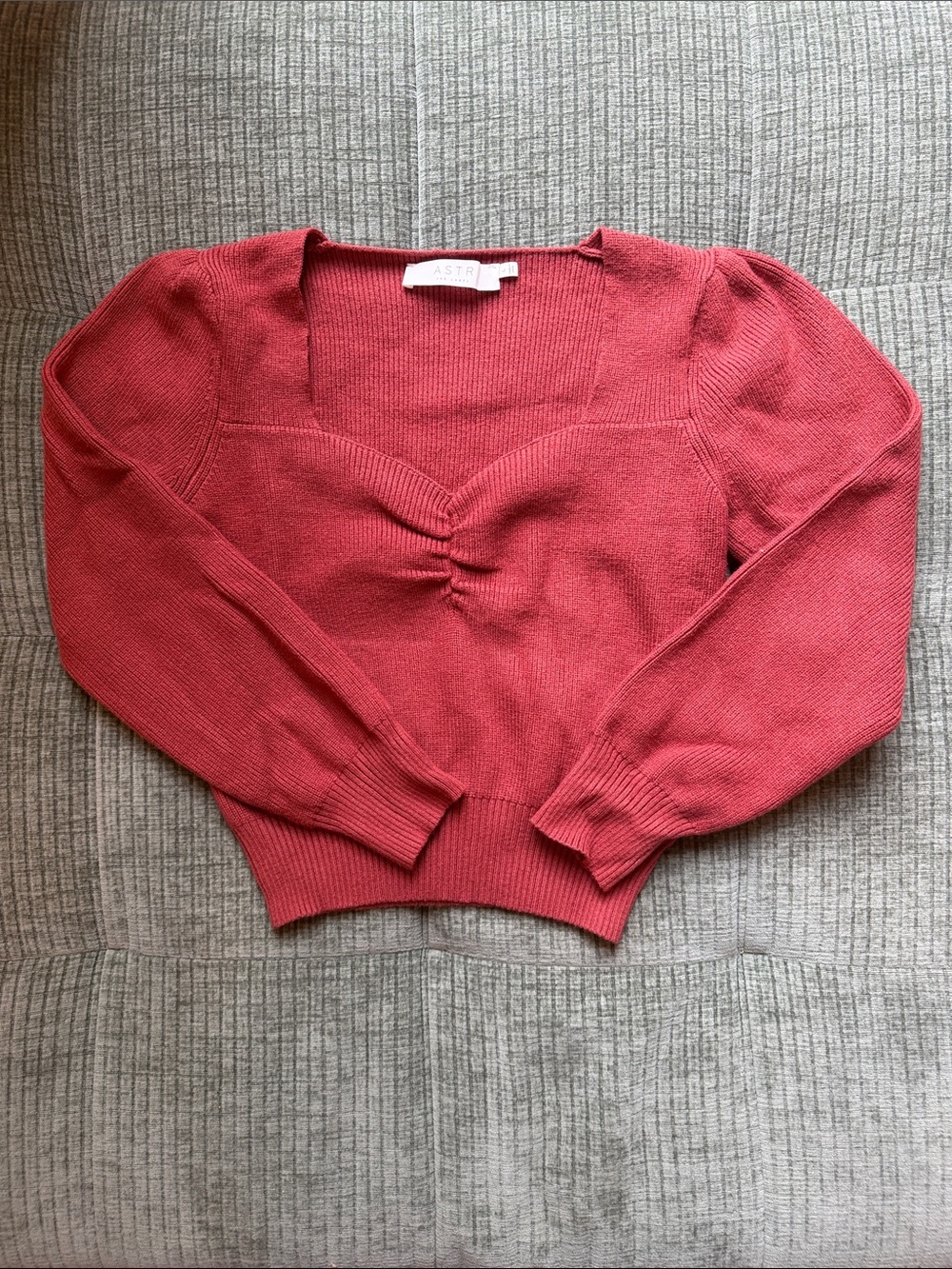 ASTR Rose-Red Ruched V-Neck Knit Sweater